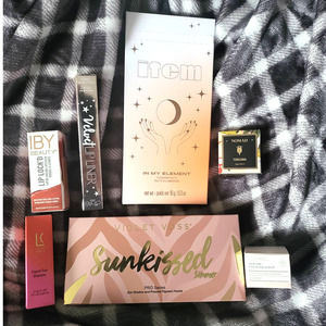 7 Piece New Makeup Bundle